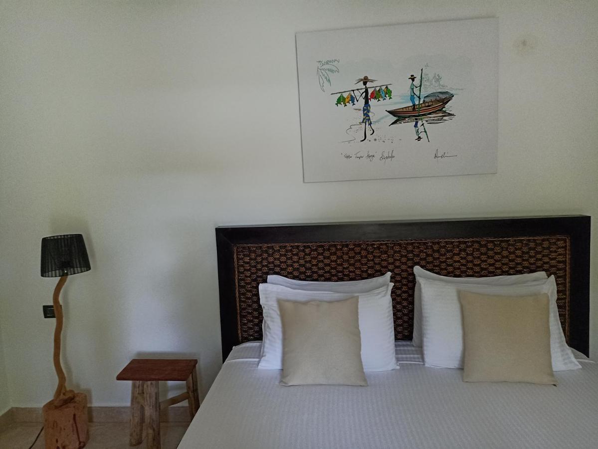 L'Oasi Guest House Baie Lazare  ภายนอก รูปภาพ